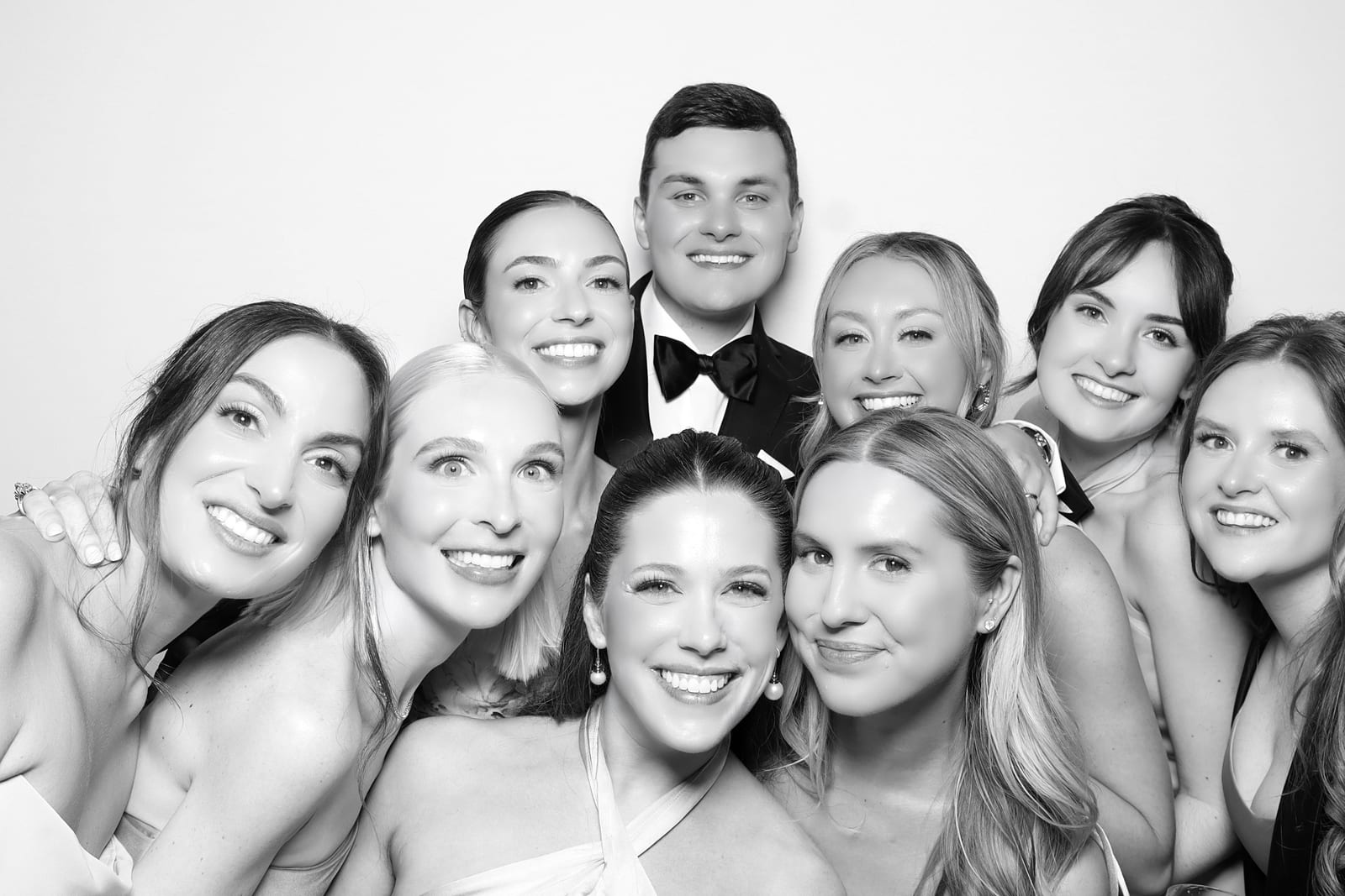 Glam Booth — DIVVIA photo booth capture
