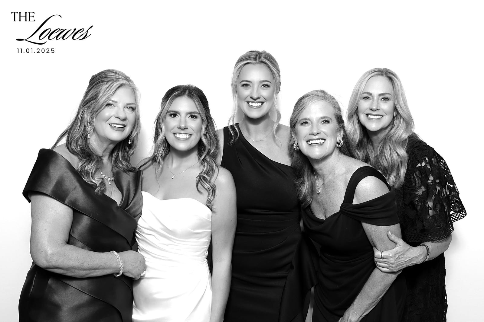 Glam Booth — DIVVIA photo booth capture