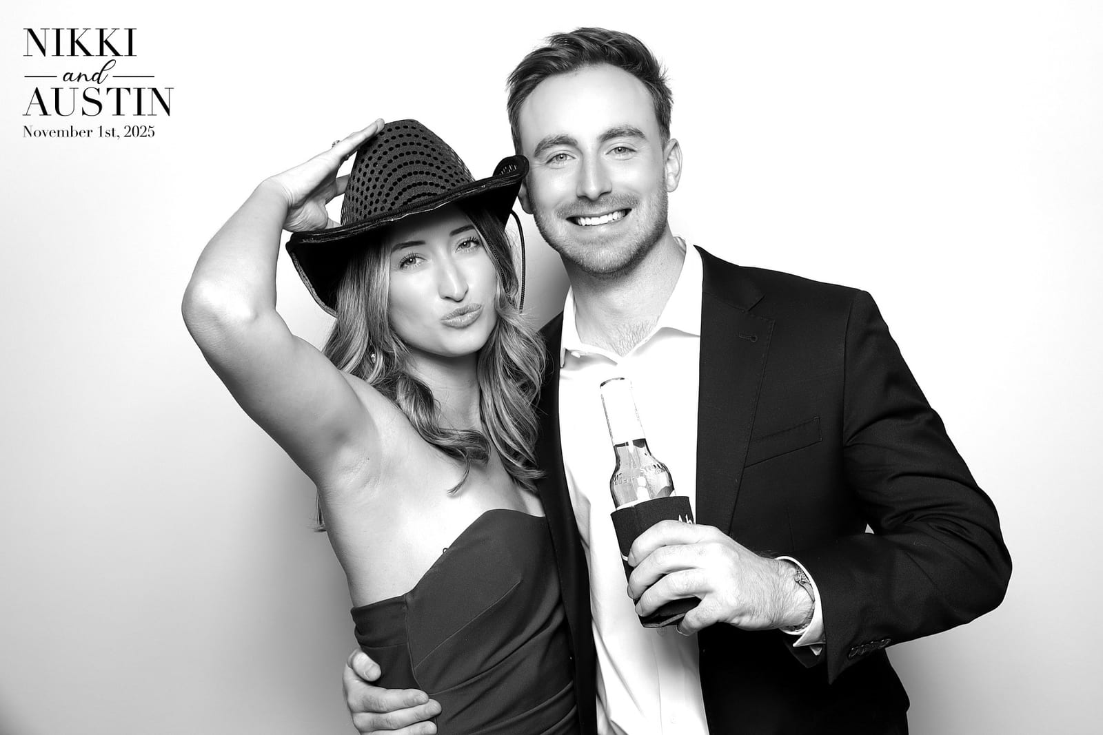 Glam Booth — DIVVIA photo booth capture